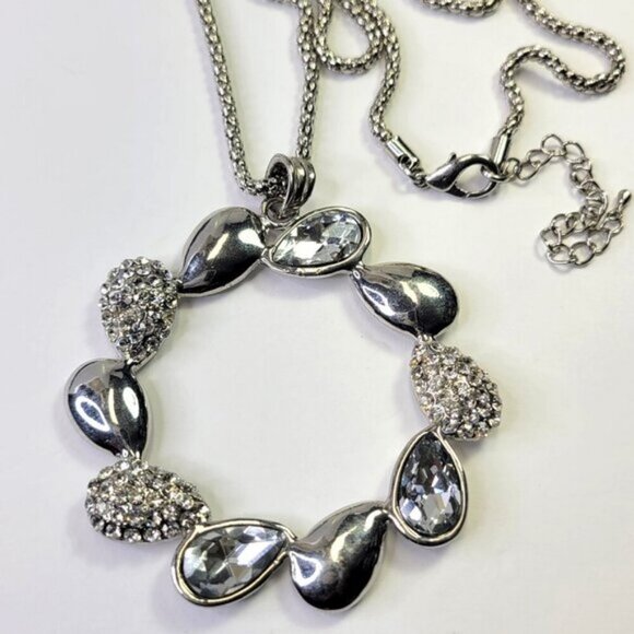 Silvertone Large Round Pendant Necklace - Picture 5 of 8